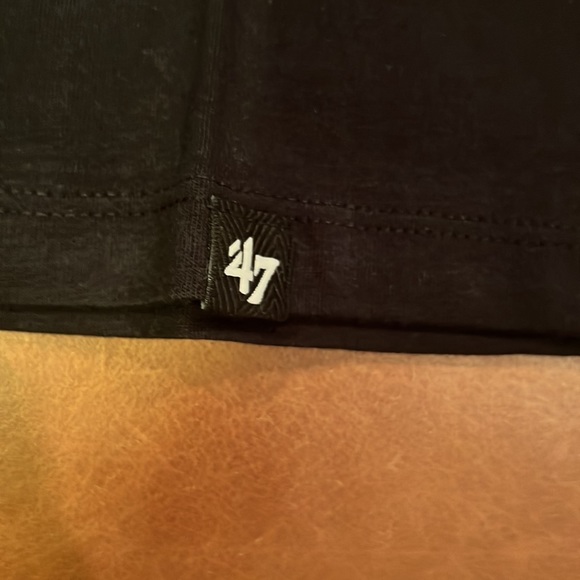 Kansas City Chiefs ‘47 V Neck Tee - Picture 5 of 6